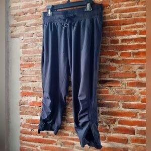 🌟3/$40 Sale! Kyodan Activewear Quick Dry Capris With Mesh Fabric & Side Ties